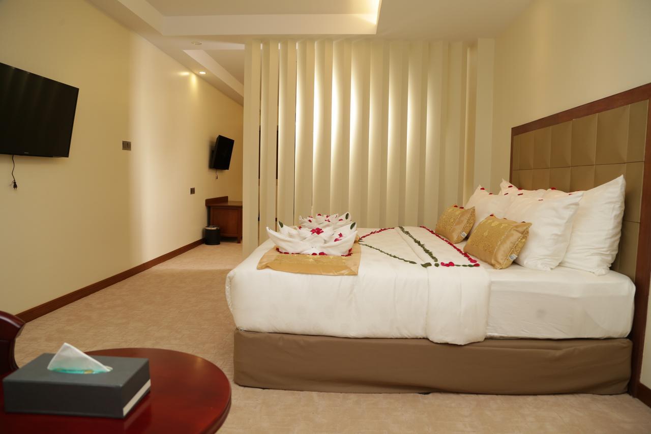 Pacific Hotel Γιανγκόν Εξωτερικό φωτογραφία